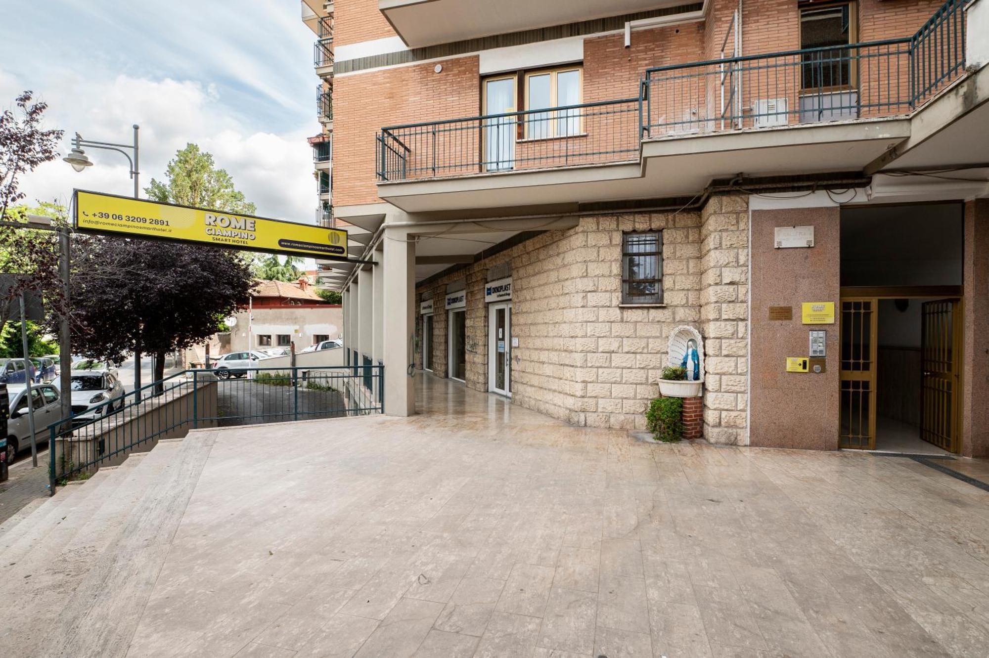 Rome Ciampino Smart Hotel Kültér fotó